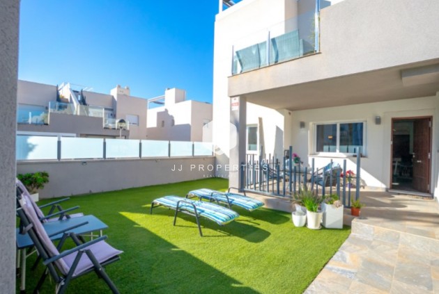 Mieszkanie w bloku - Z drugiej ręki - Torrevieja -
                Costa Blanca