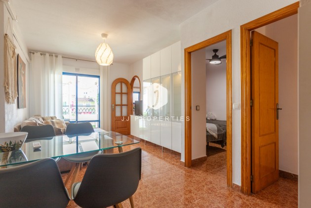 Mieszkanie w bloku - Z drugiej ręki - Torrevieja -
                Costa Blanca