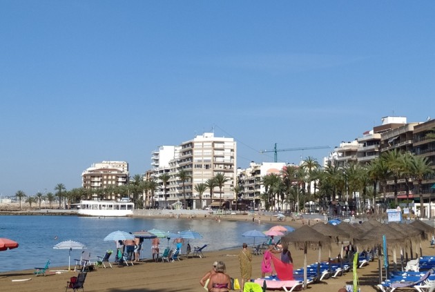 Mieszkanie w bloku - Z drugiej ręki - Torrevieja -
                PLAYA DEL CURA - CENTRO