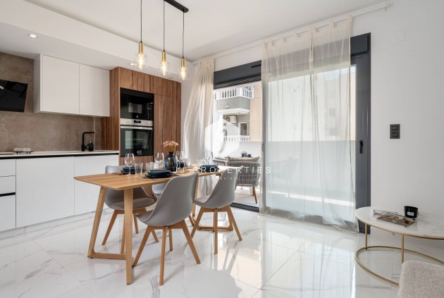 Mieszkanie w bloku - Z drugiej ręki - Torrevieja -
                Torrevieja