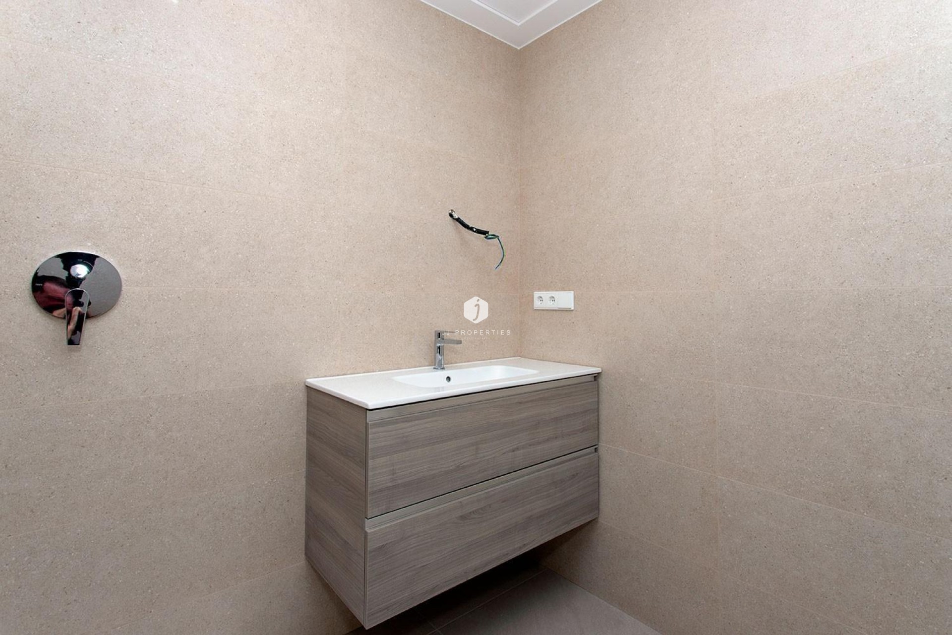 Neue Gebäude - Bungalow -
Hondón de las Nieves - El Salero