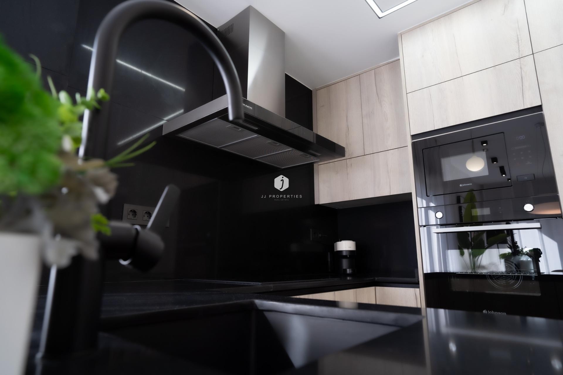 Neue Gebäude - Bungalow -
Pilar de la Horadada - pueblo