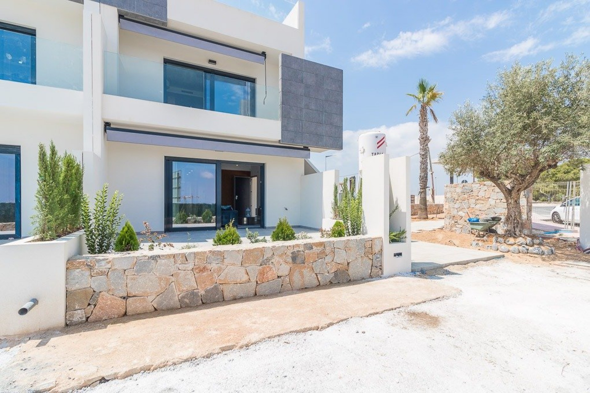 Neue Gebäude - Bungalow -
Torrevieja - Los Balcones