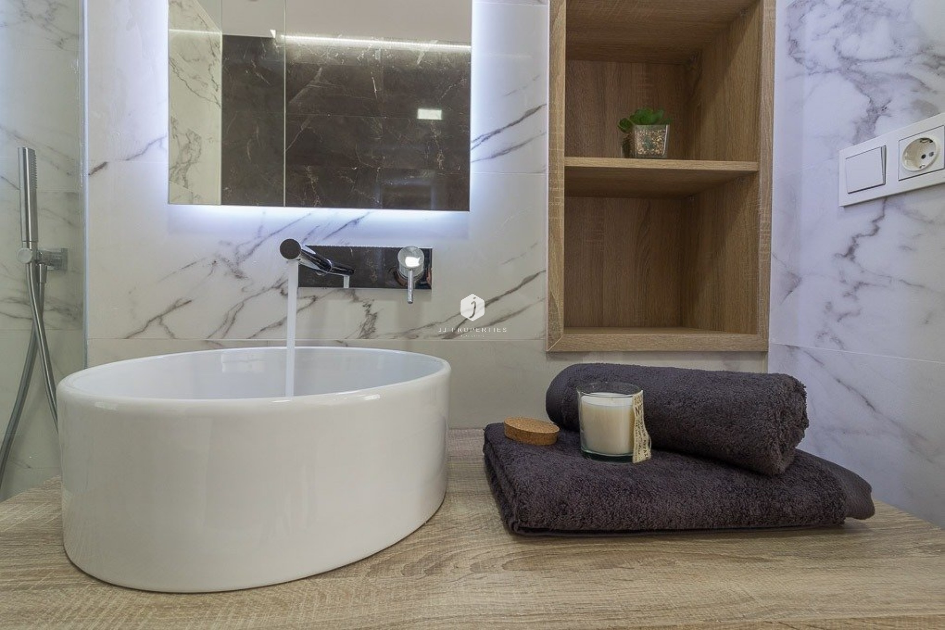 Neue Gebäude - Bungalow -
Torrevieja - Los Balcones