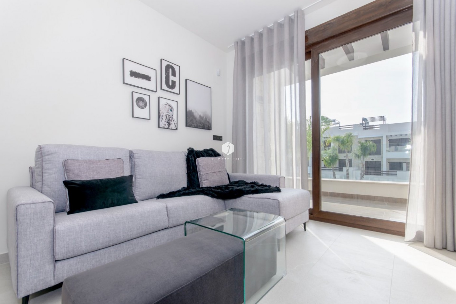 Neue Gebäude - Bungalow -
Torrevieja - Los Balcones