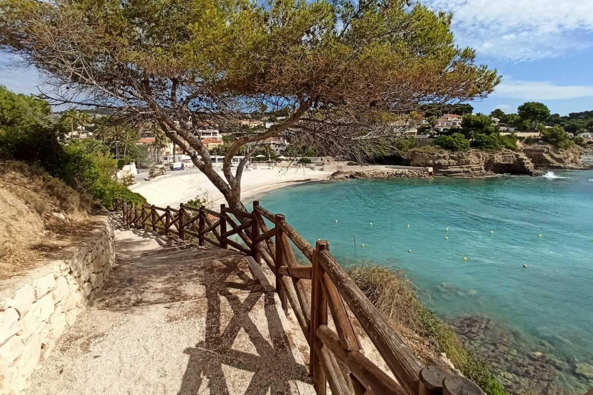 Neue Gebäude - Chalet -
Benissa - Playa Fustera