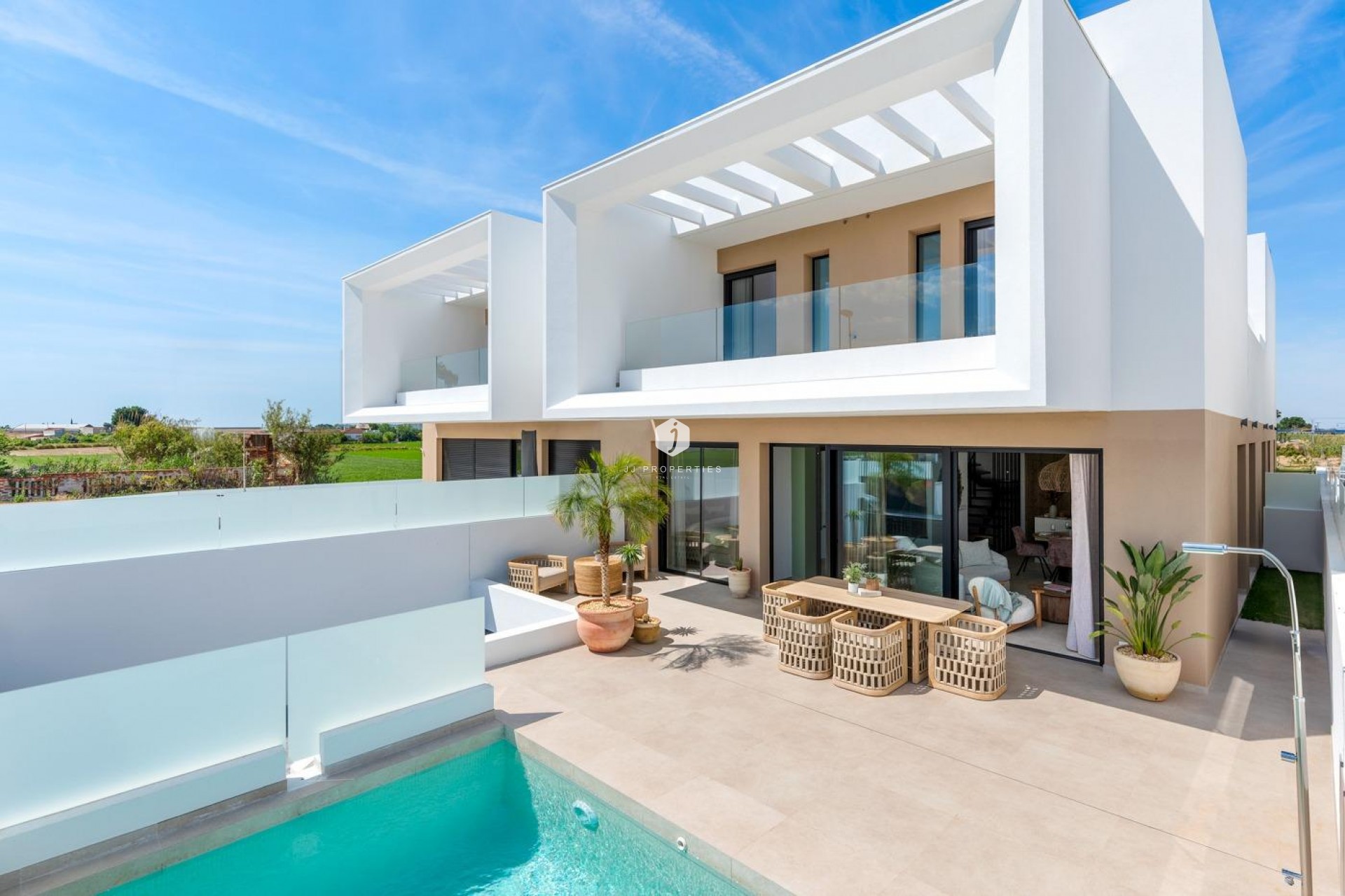 Neue Gebäude - Chalet -
Dolores - Sector 3