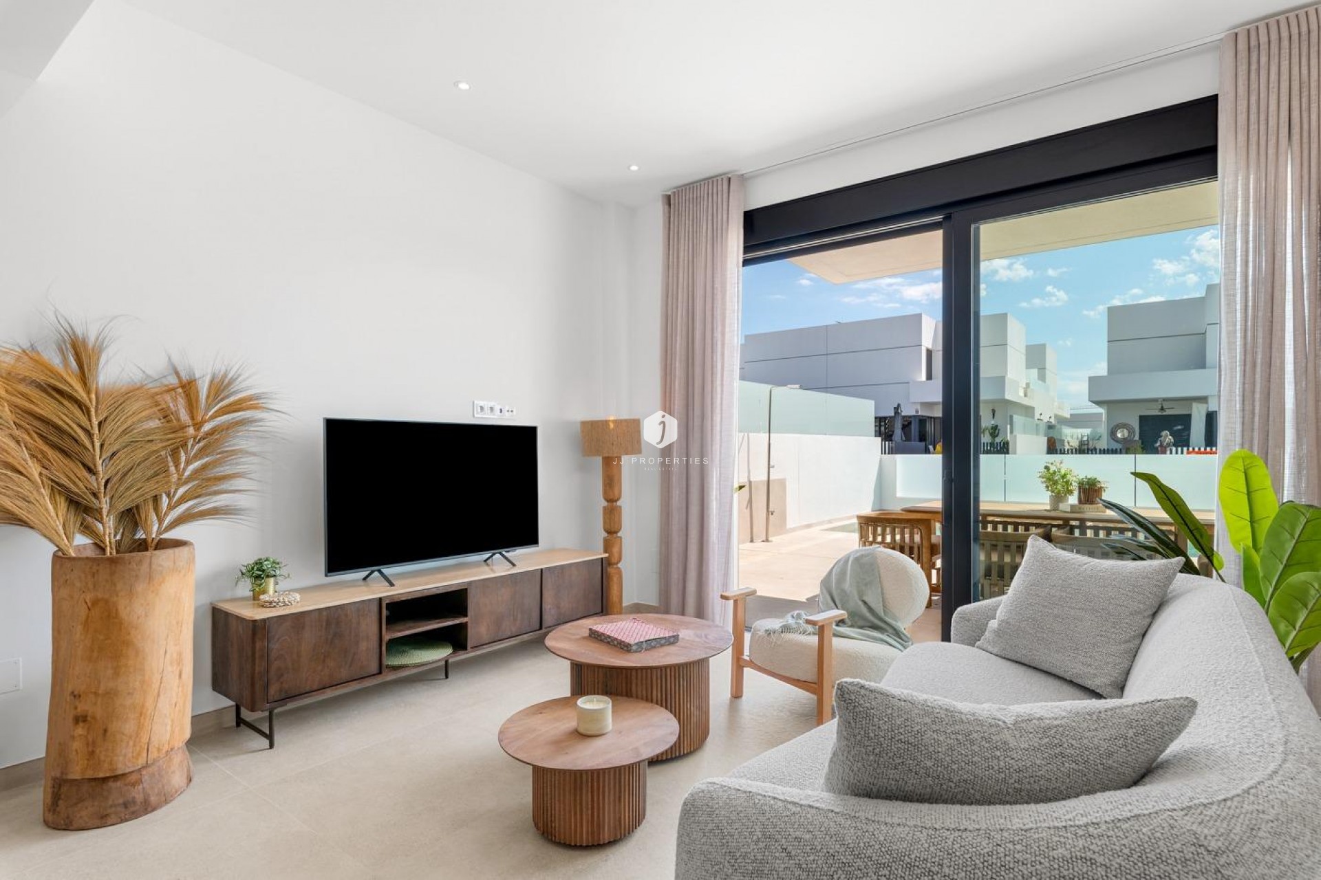 Neue Gebäude - Chalet -
Dolores - Sector 3