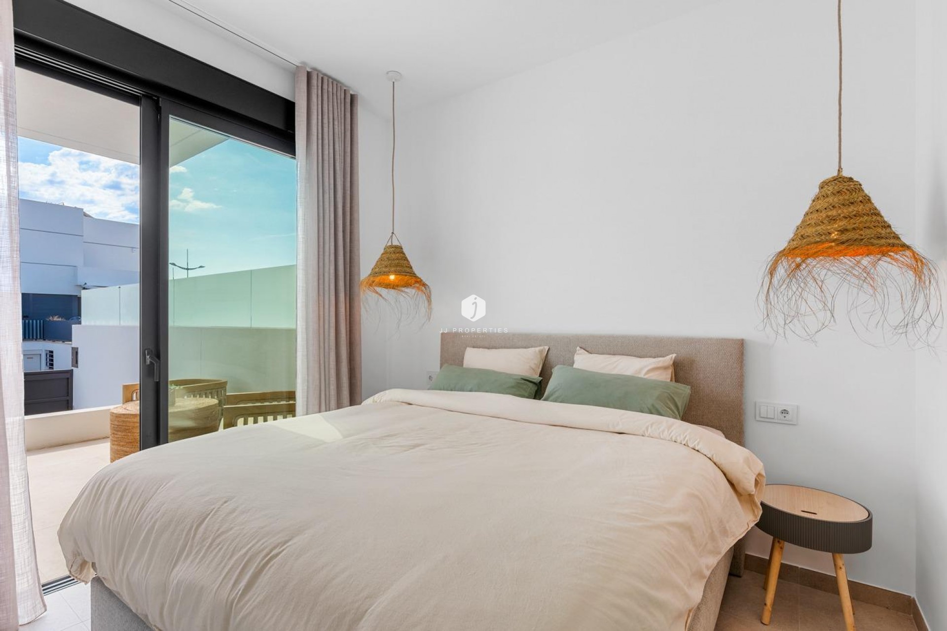 Neue Gebäude - Chalet -
Dolores - Sector 3