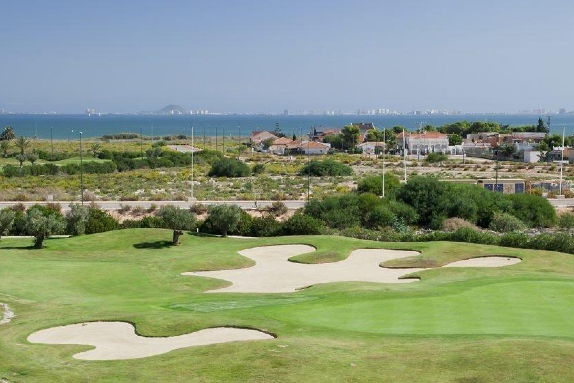 Neue Gebäude - Chalet -
Los Alcazares - Serena Golf