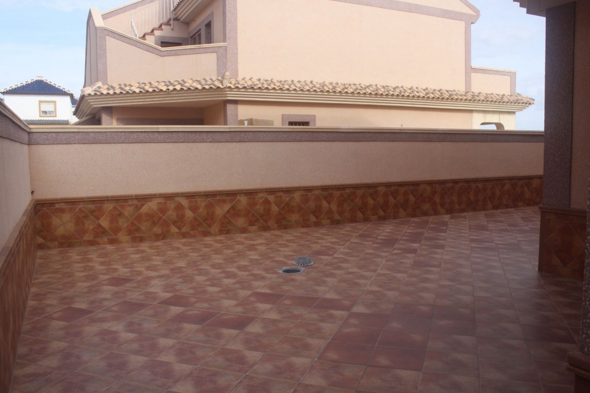 Neue Gebäude - Chalet -
Torrevieja - Los altos