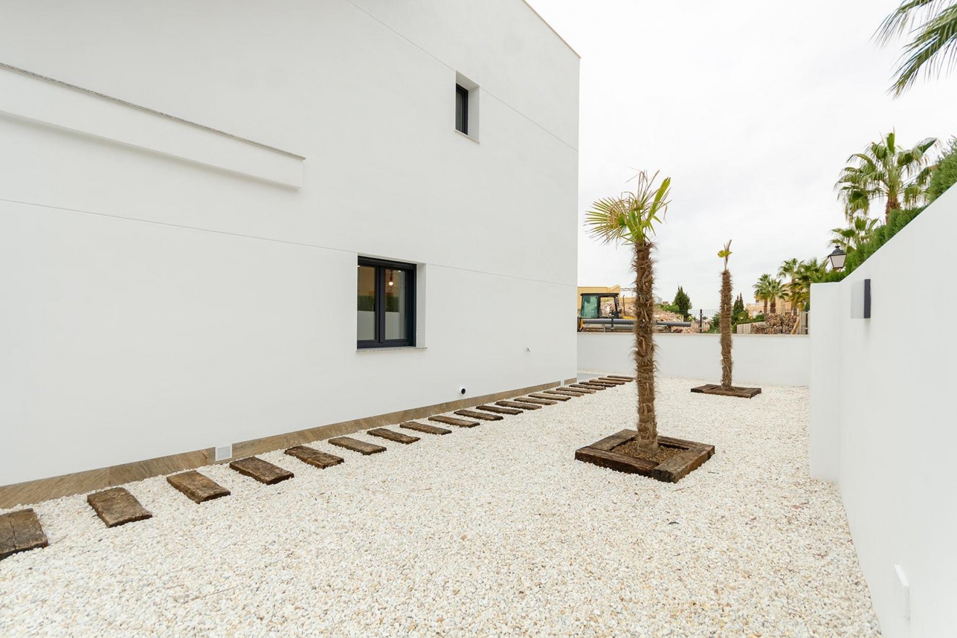 Neue Gebäude - Chalet -
Torrevieja - Torretas