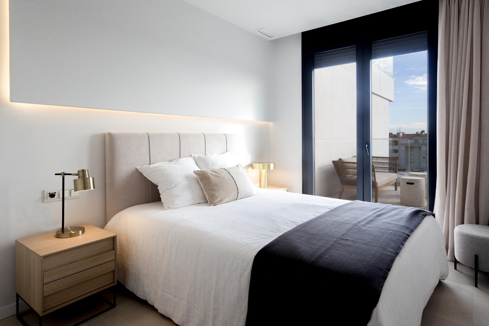 Neue Gebäude - Duplex -
Denia - L´Estanyó (Marinas)