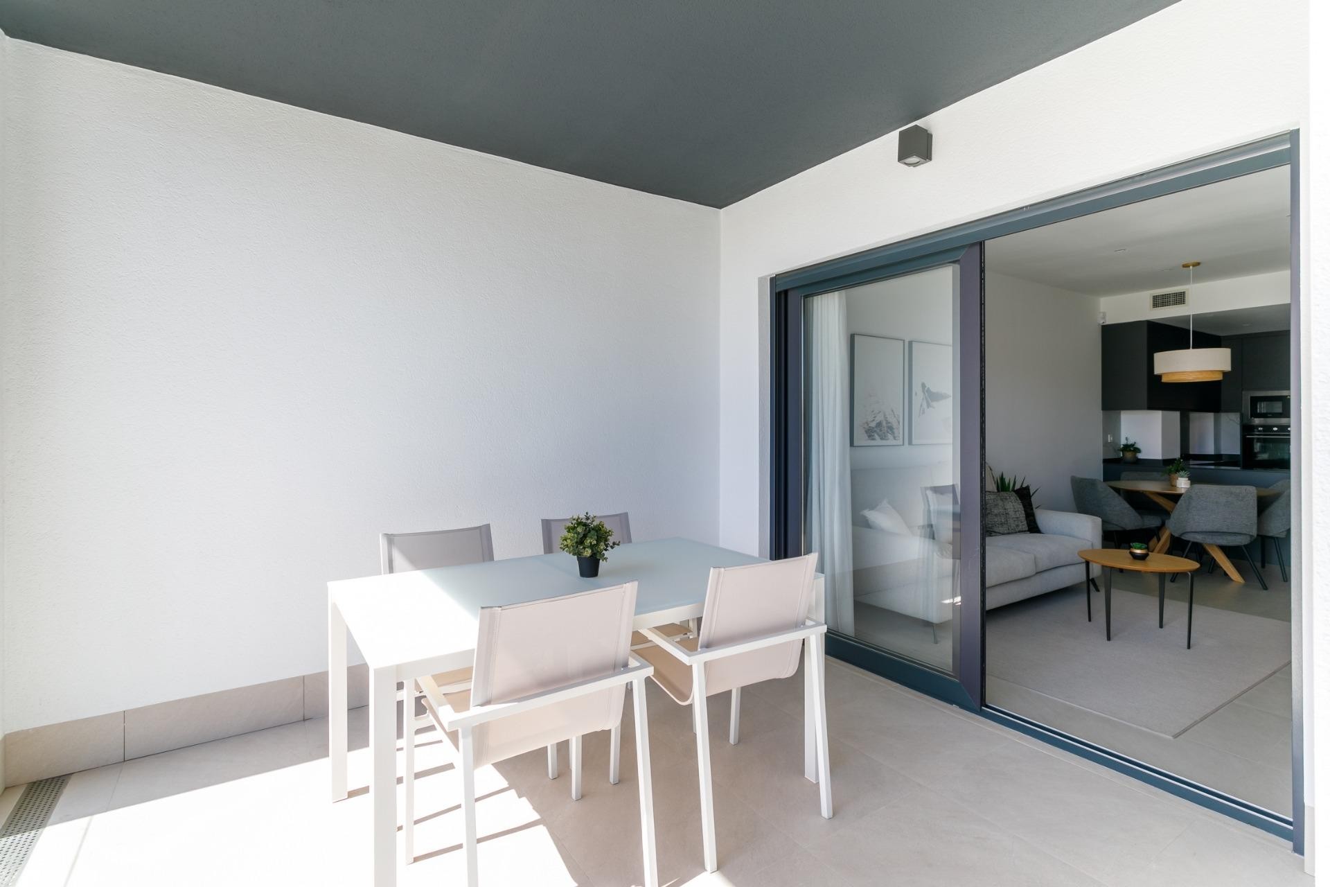 Neue Gebäude - Penthouse -
Torrevieja - Torreblanca