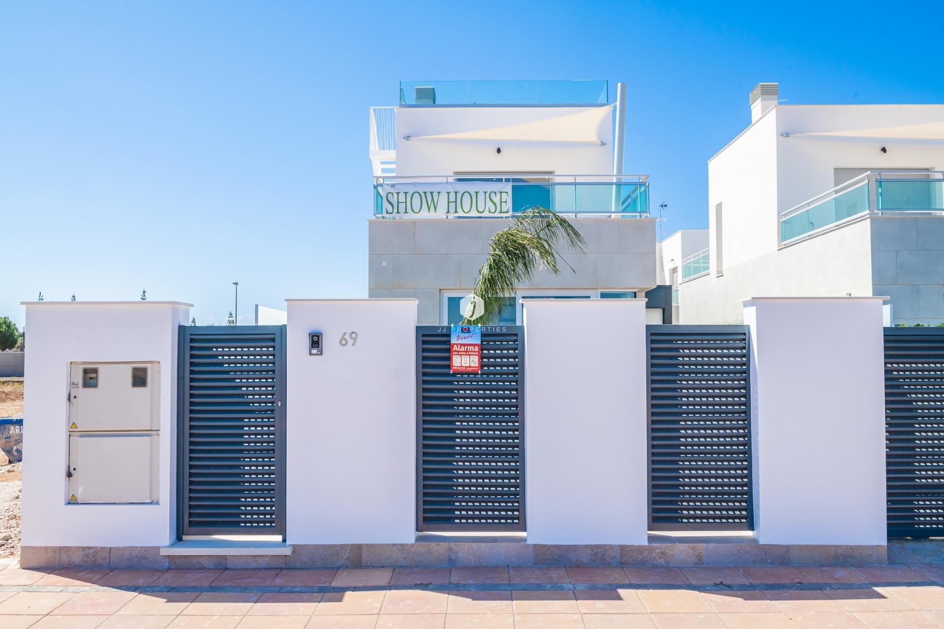 Neue Gebäude - Villa -
Los Alcazares - Torre del Rame