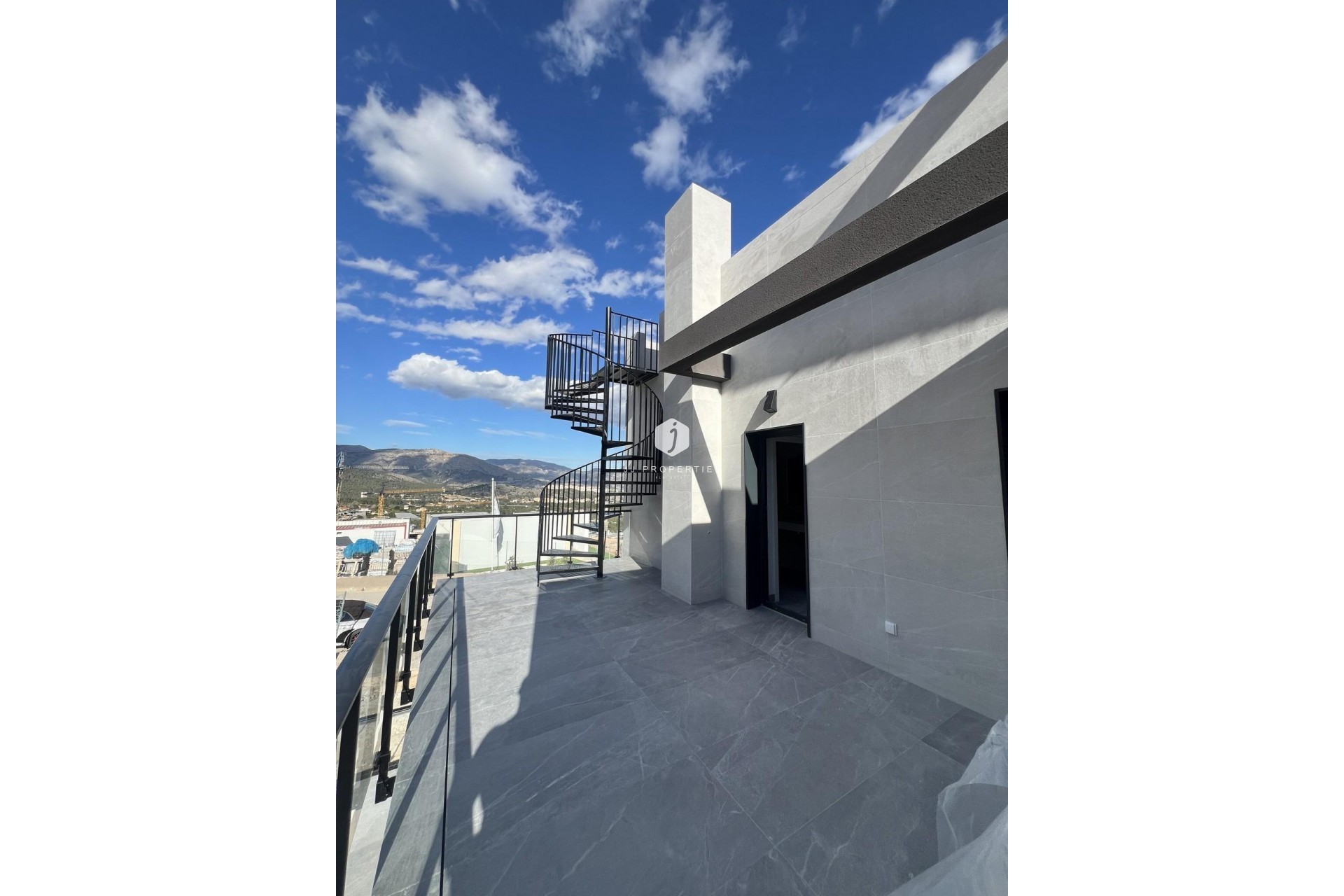 Neue Gebäude - Villa -
Polop - PAU1