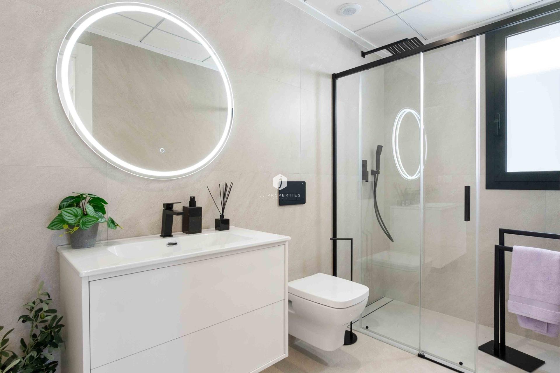 Neue Gebäude - Villa -
Rojales - Benimar