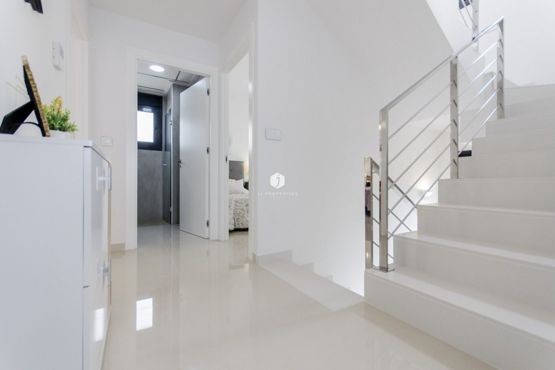 Neue Gebäude - Villa -
San Miguel de Salinas - Cerro Del Sol