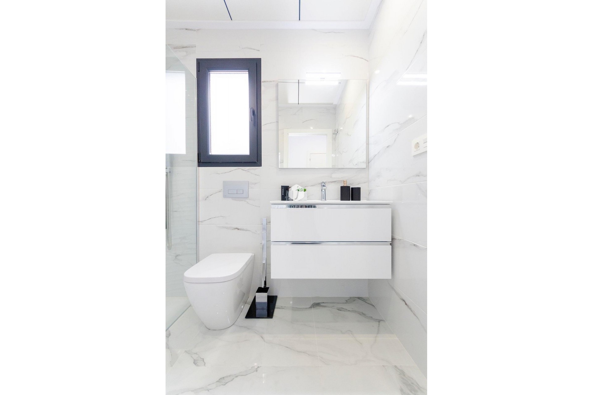 Neue Gebäude - Villa -
Torrevieja - Torretas