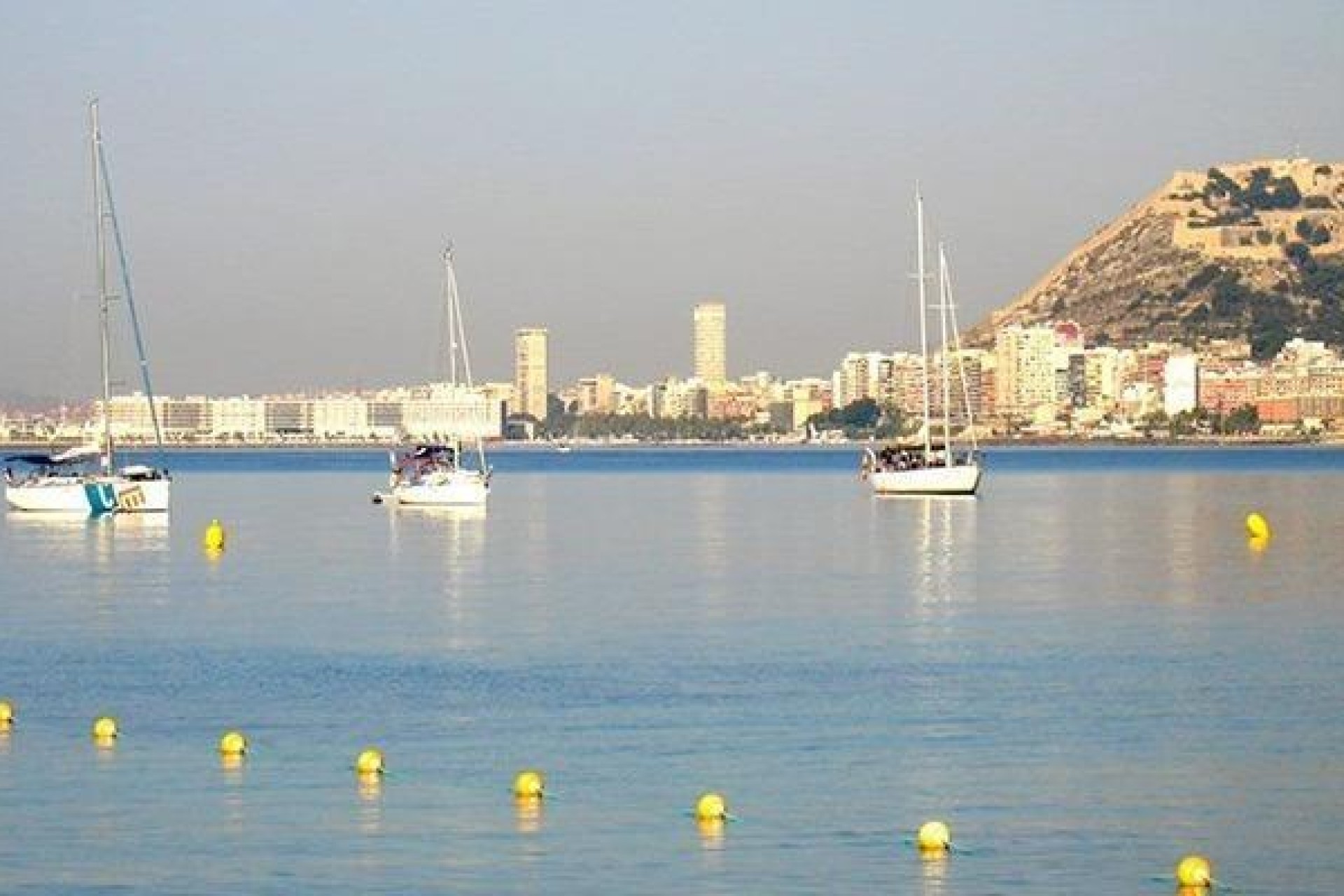 Neue Gebäude - Wohnung -
El Verger - Zona De La Playa