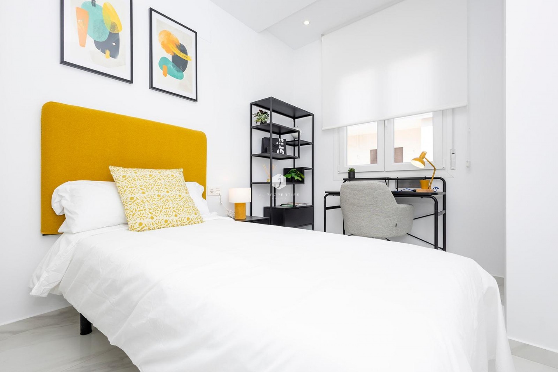 Neue Gebäude - Wohnung -
Jacarilla - pueblo