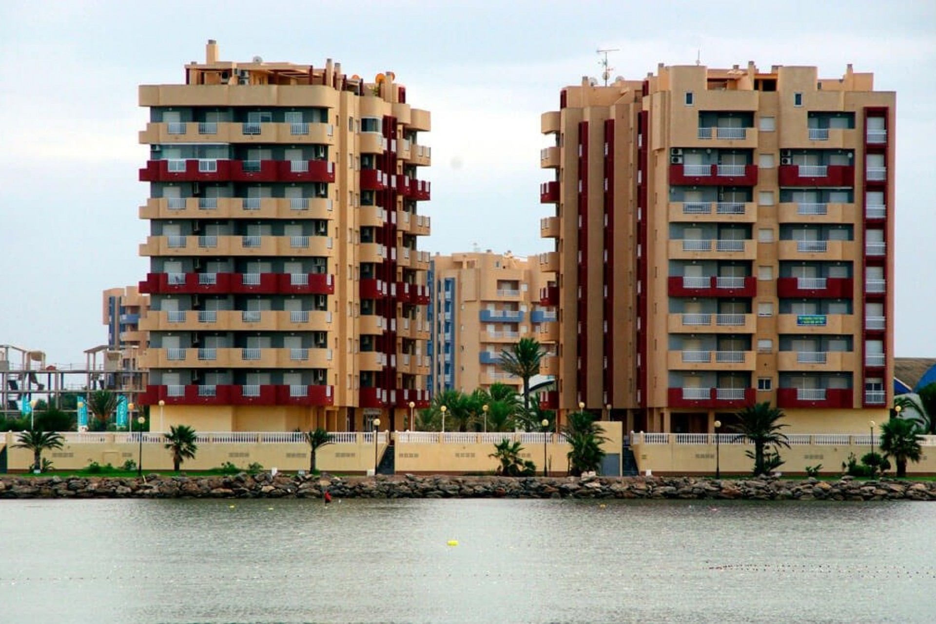 Neue Gebäude - Wohnung -
La Manga del Mar Menor - La Manga