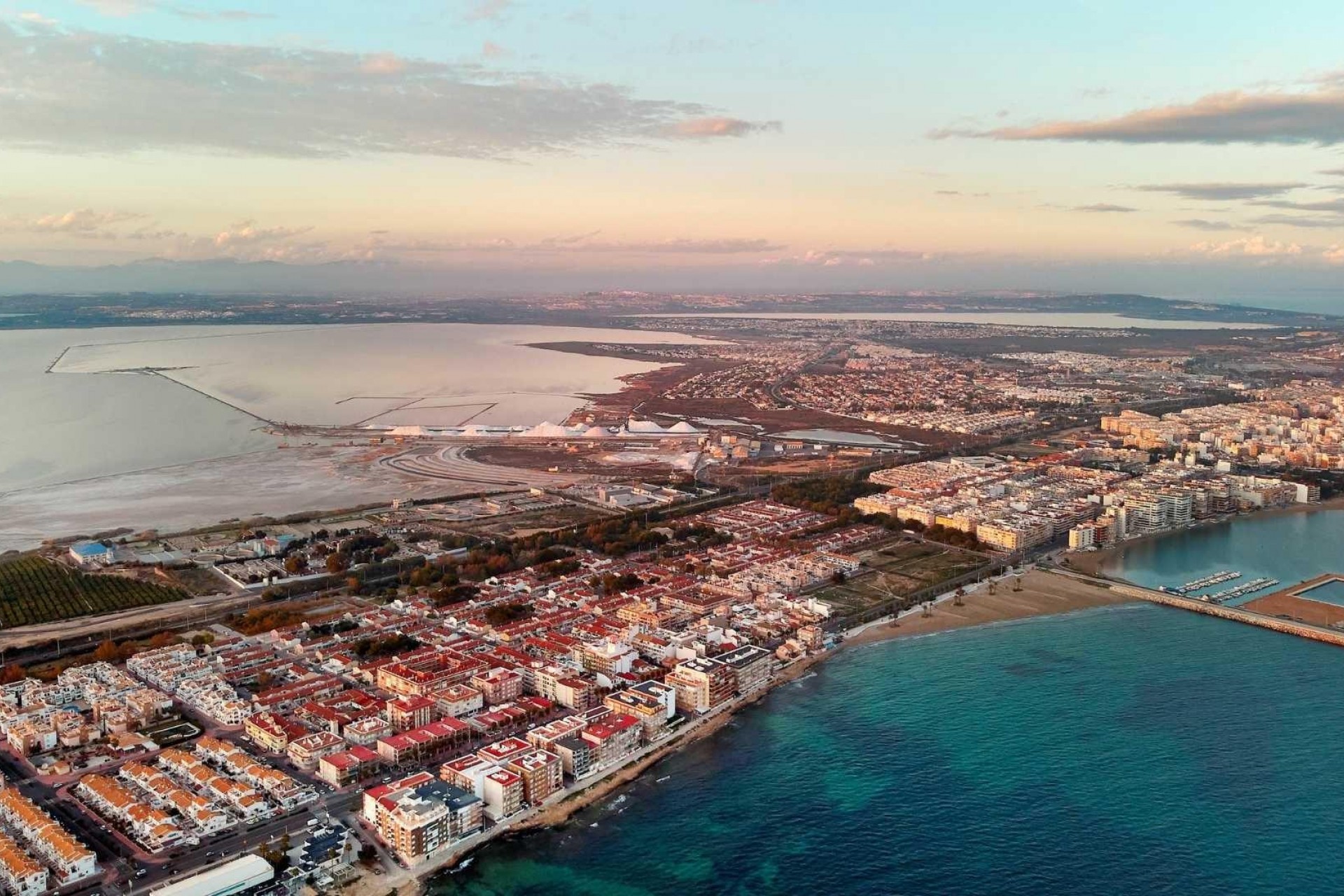 Neue Gebäude - Wohnung -
Torrevieja - Playa de los Locos