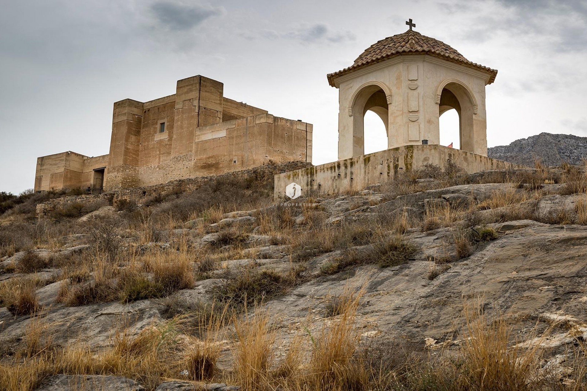 New Build - Chalet -
Cox - San Fernando