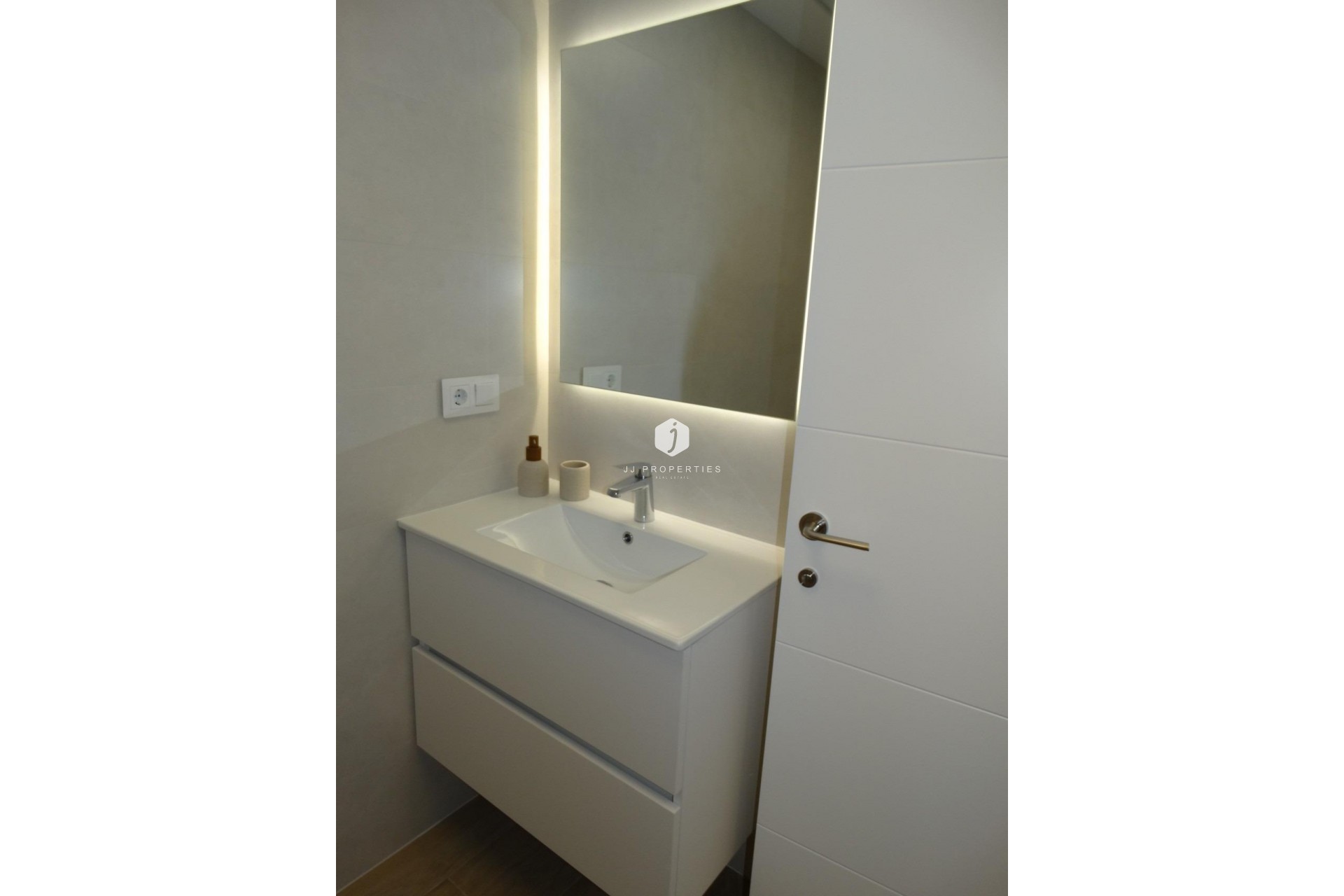 Nieuwbouw Woningen - Bungalow -
Pilar de la Horadada - pueblo