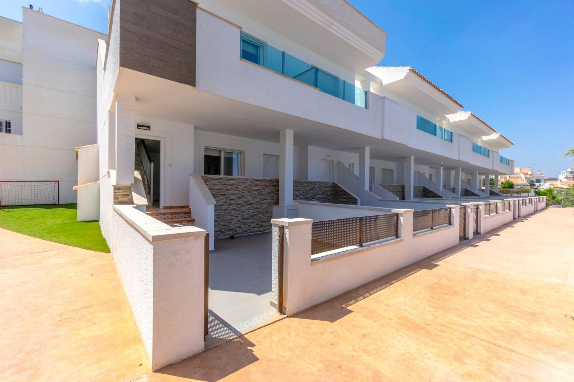 Nieuwbouw Woningen - Herenhuis -
Torrevieja - Los altos