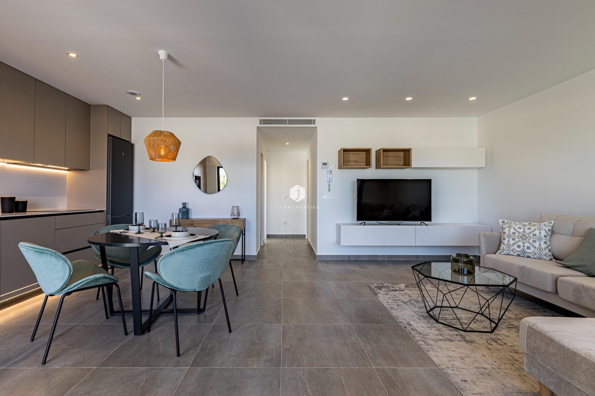 Nowy budynek - Bungalow -
Pilar de la Horadada - pueblo