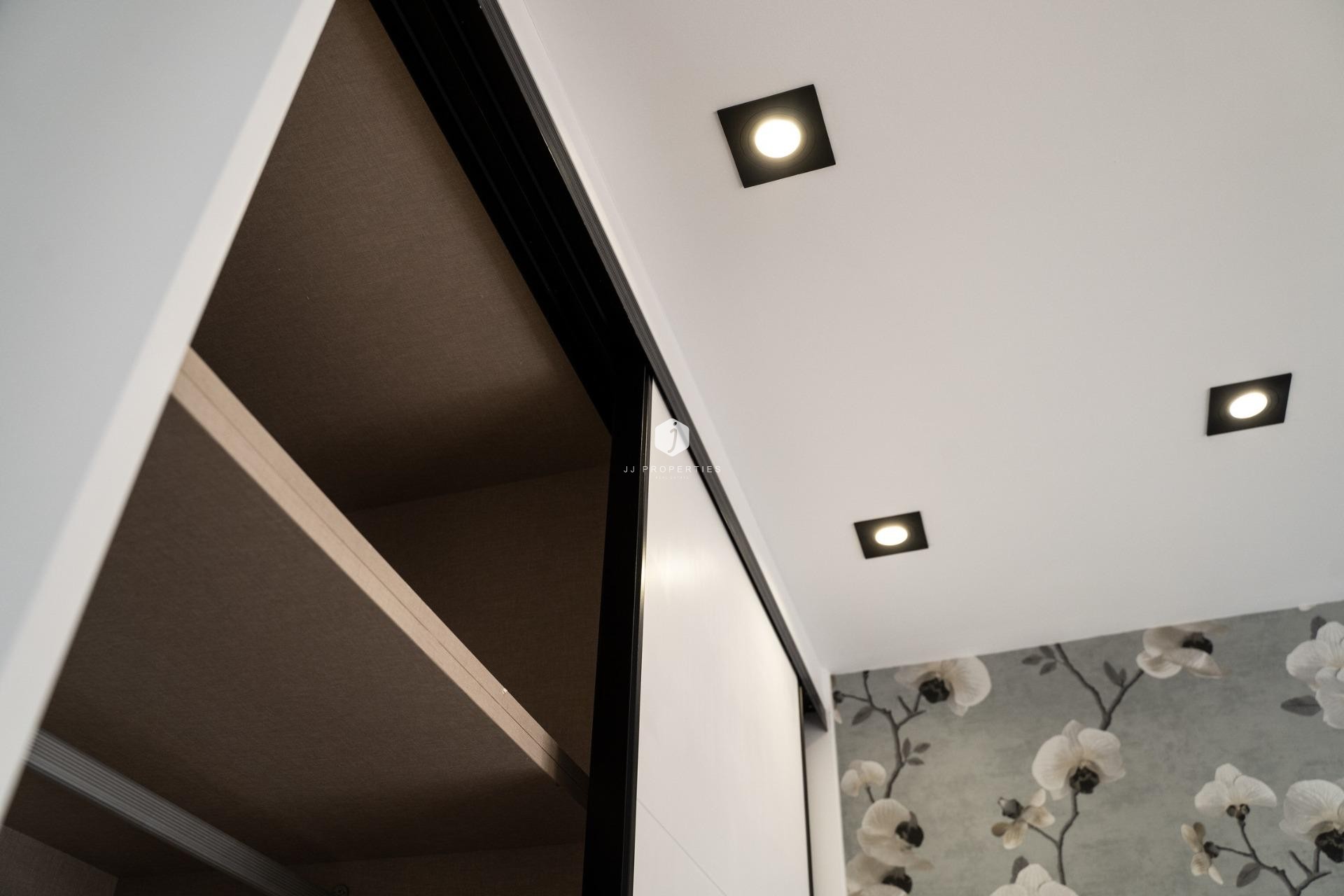 Nowy budynek - Bungalow -
Pilar de la Horadada - pueblo