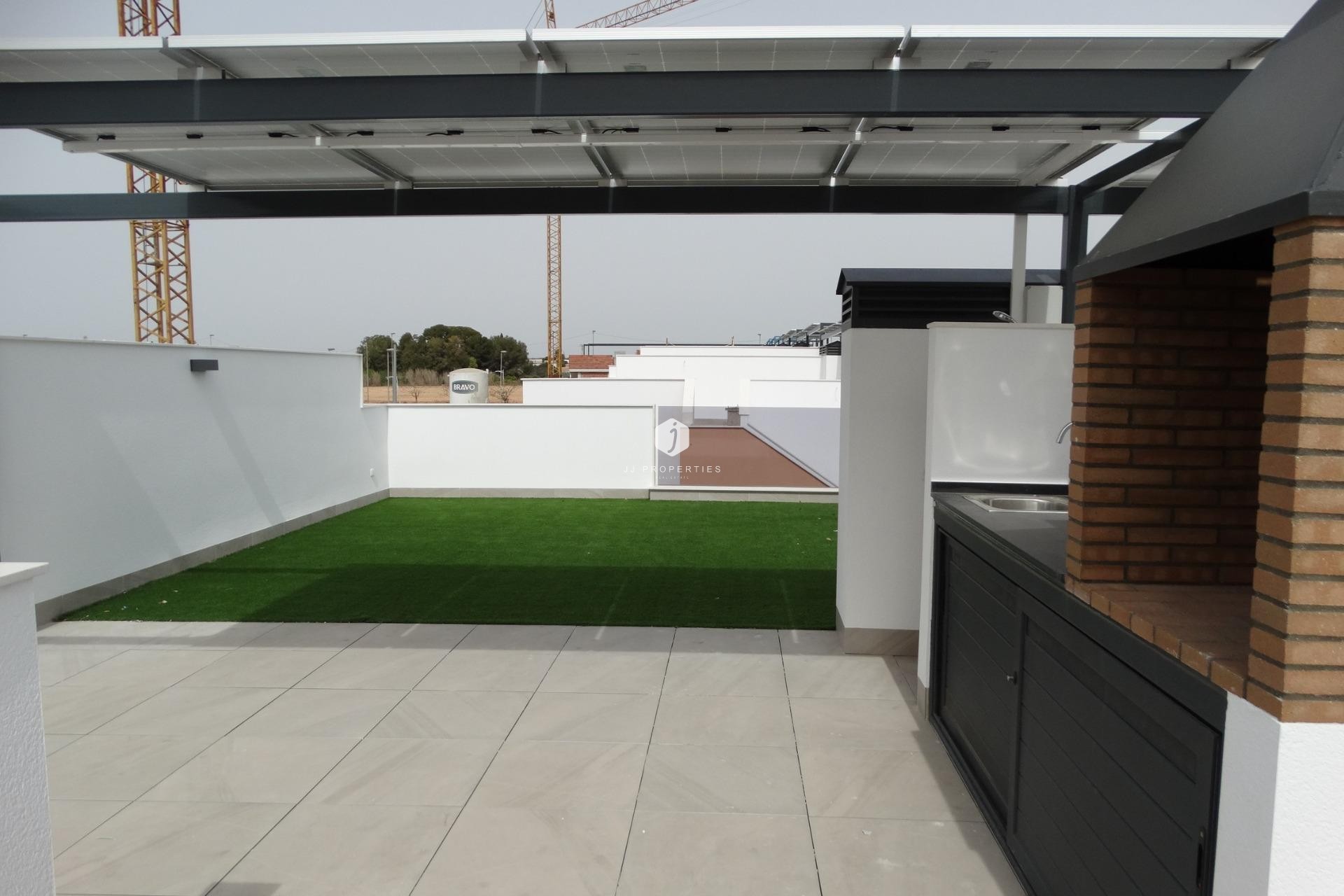 Nowy budynek - Bungalow -
Pilar de la Horadada - pueblo