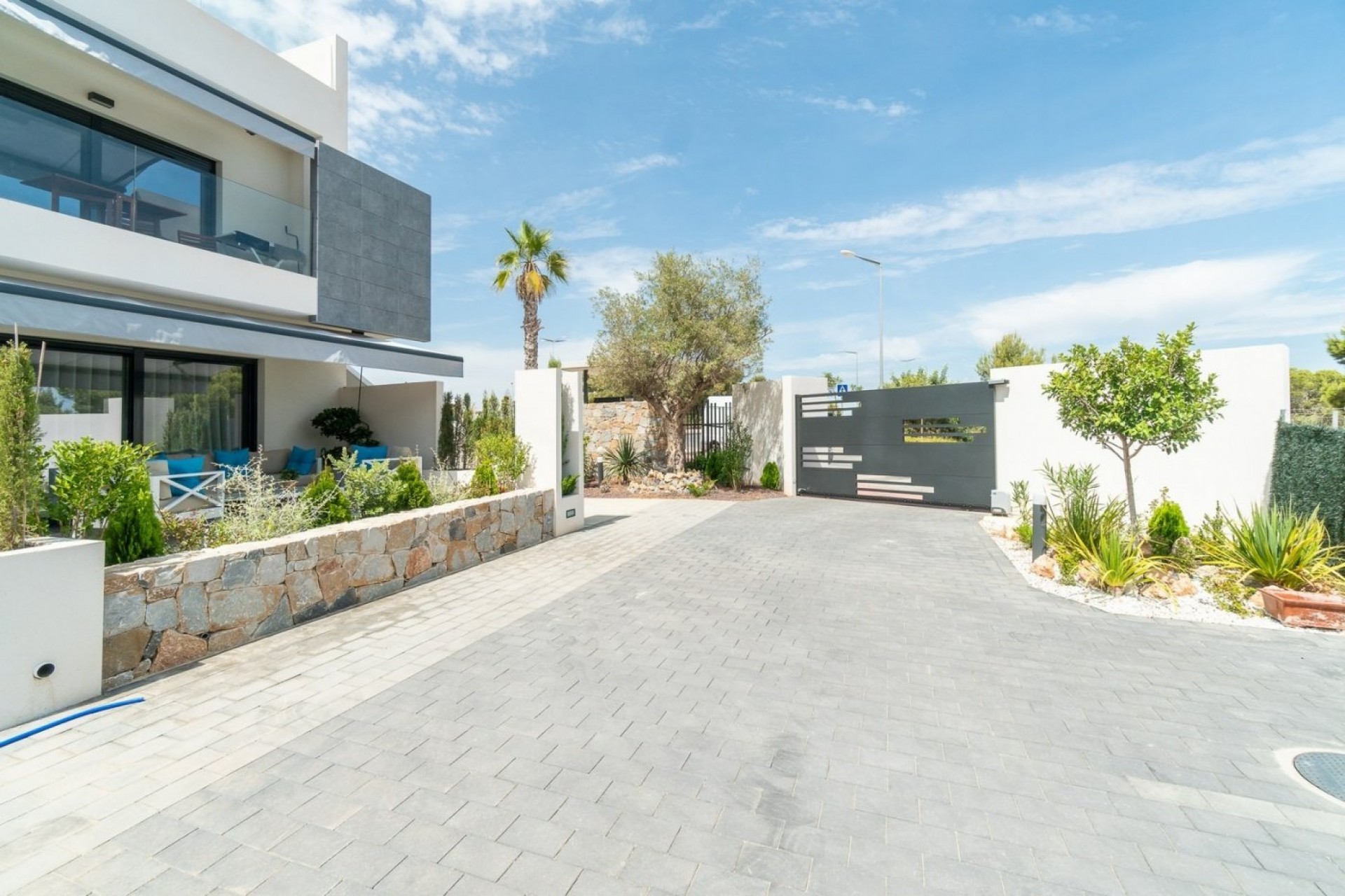 Nowy budynek - Bungalow -
Torrevieja - Los Balcones