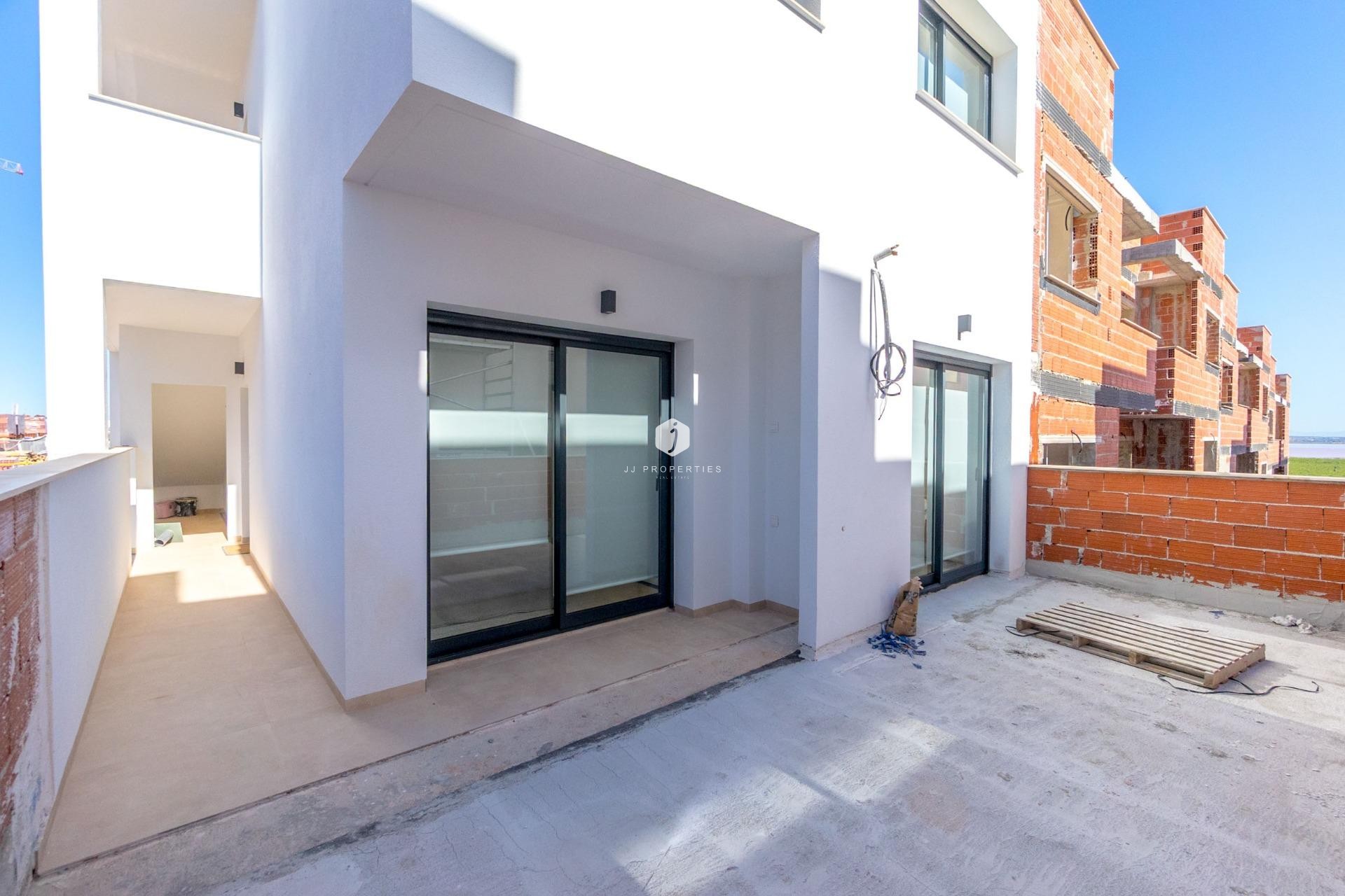 Nowy budynek - Bungalow -
Torrevieja - Los Balcones