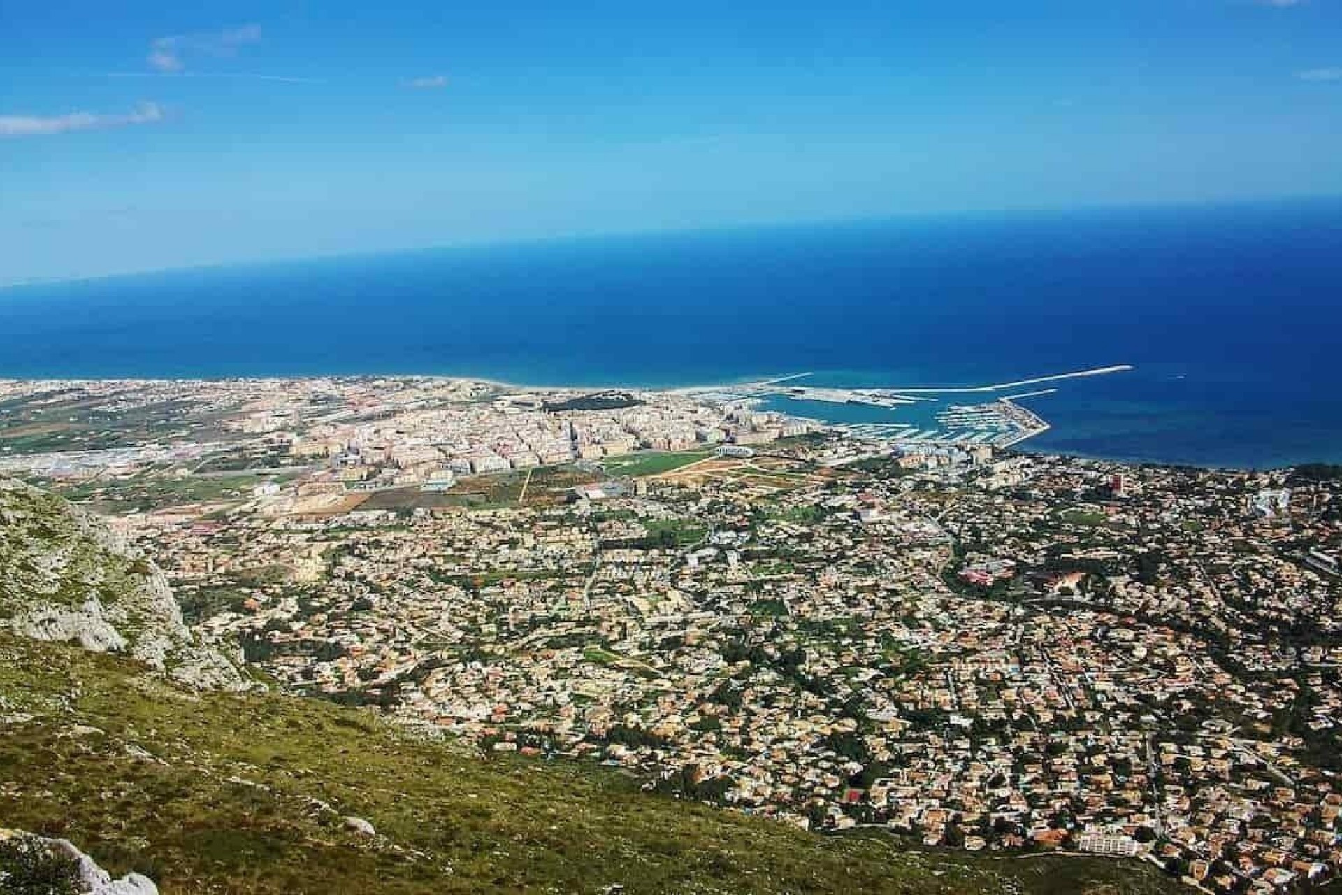 Nowy budynek - Daszek -
Denia - Las Marinas