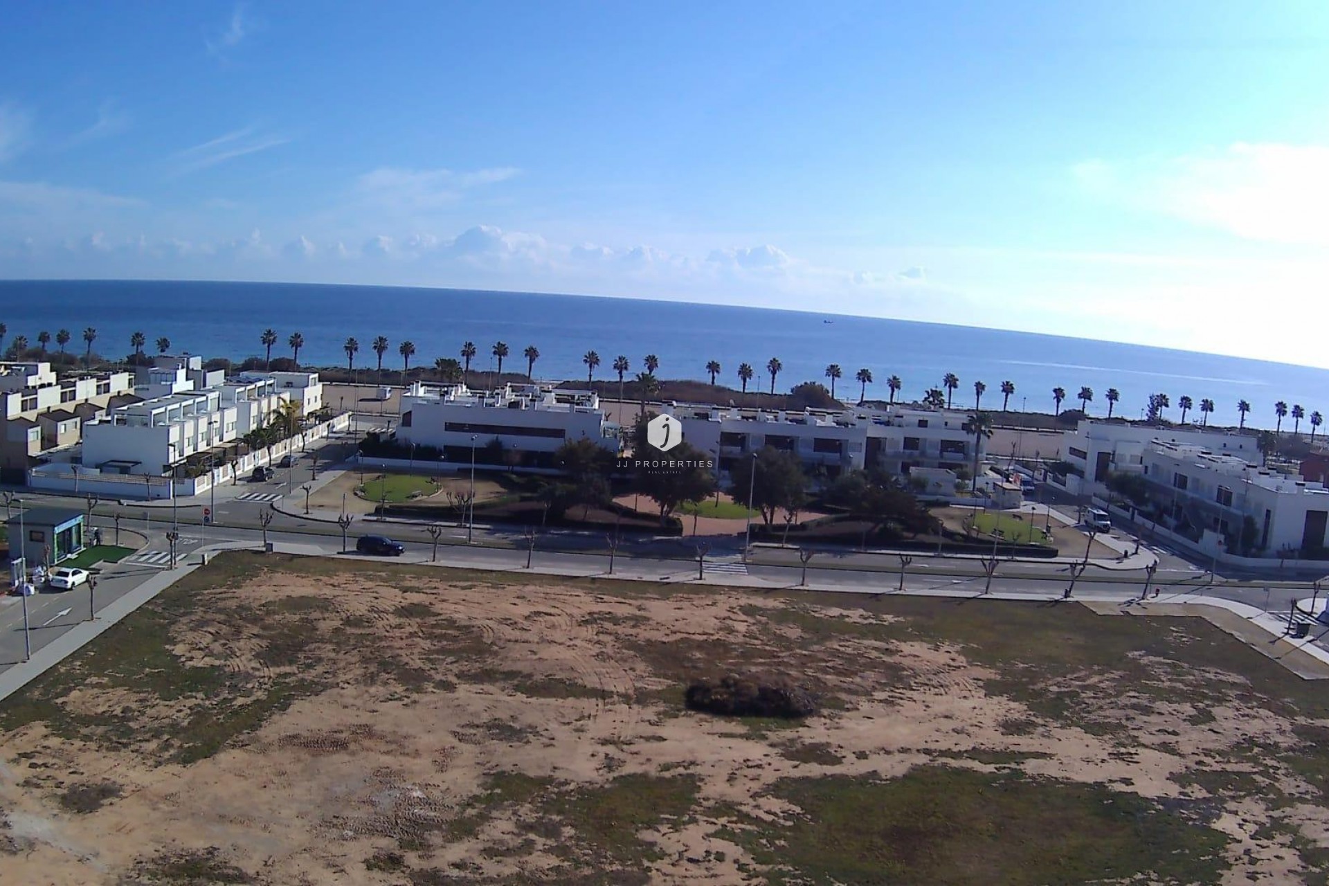 Nowy budynek - Daszek -
Pilar de la Horadada - Playa de las Higuericas