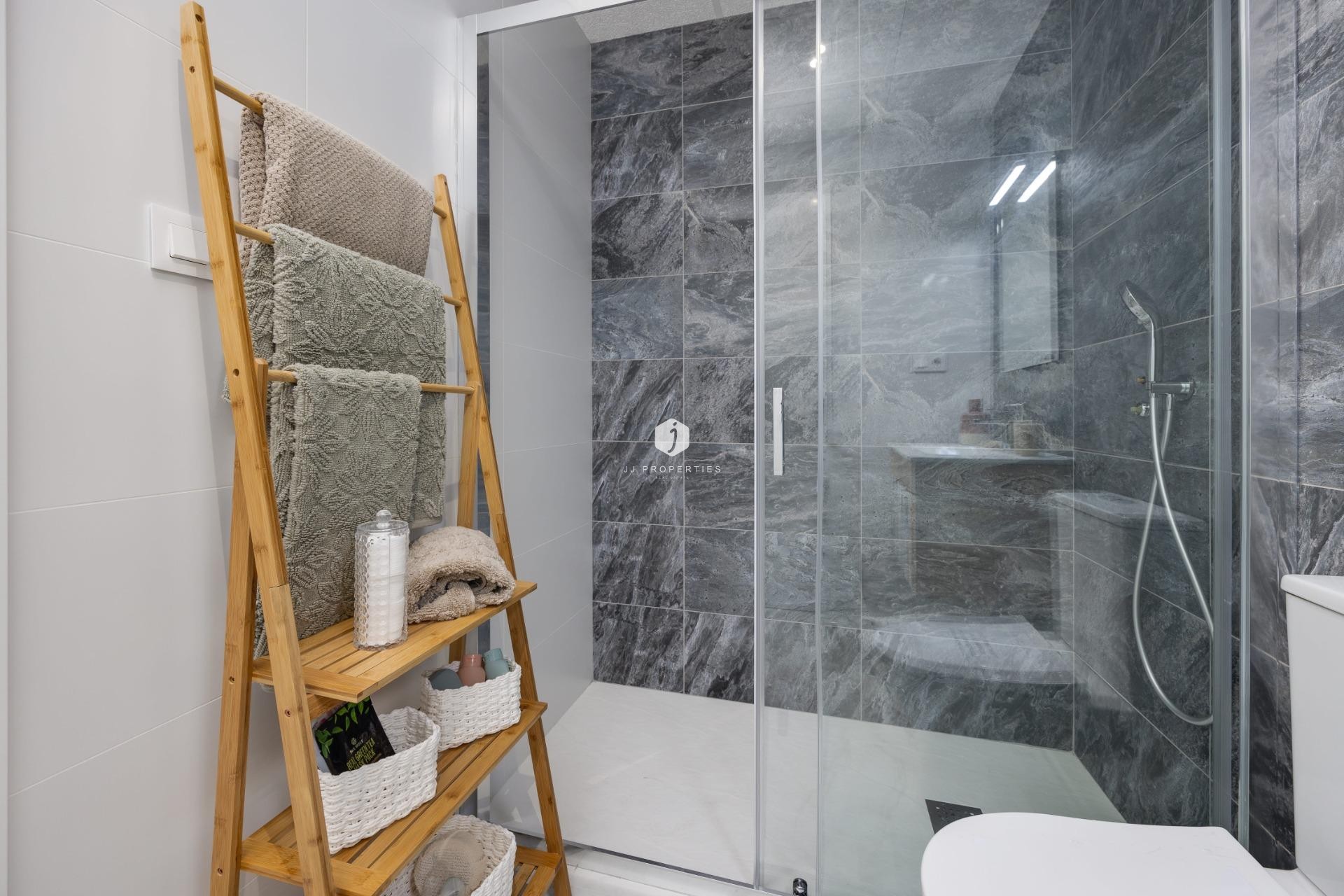 Nowy budynek - Mieszkanie w bloku -
San Miguel de Salinas - Pueblo