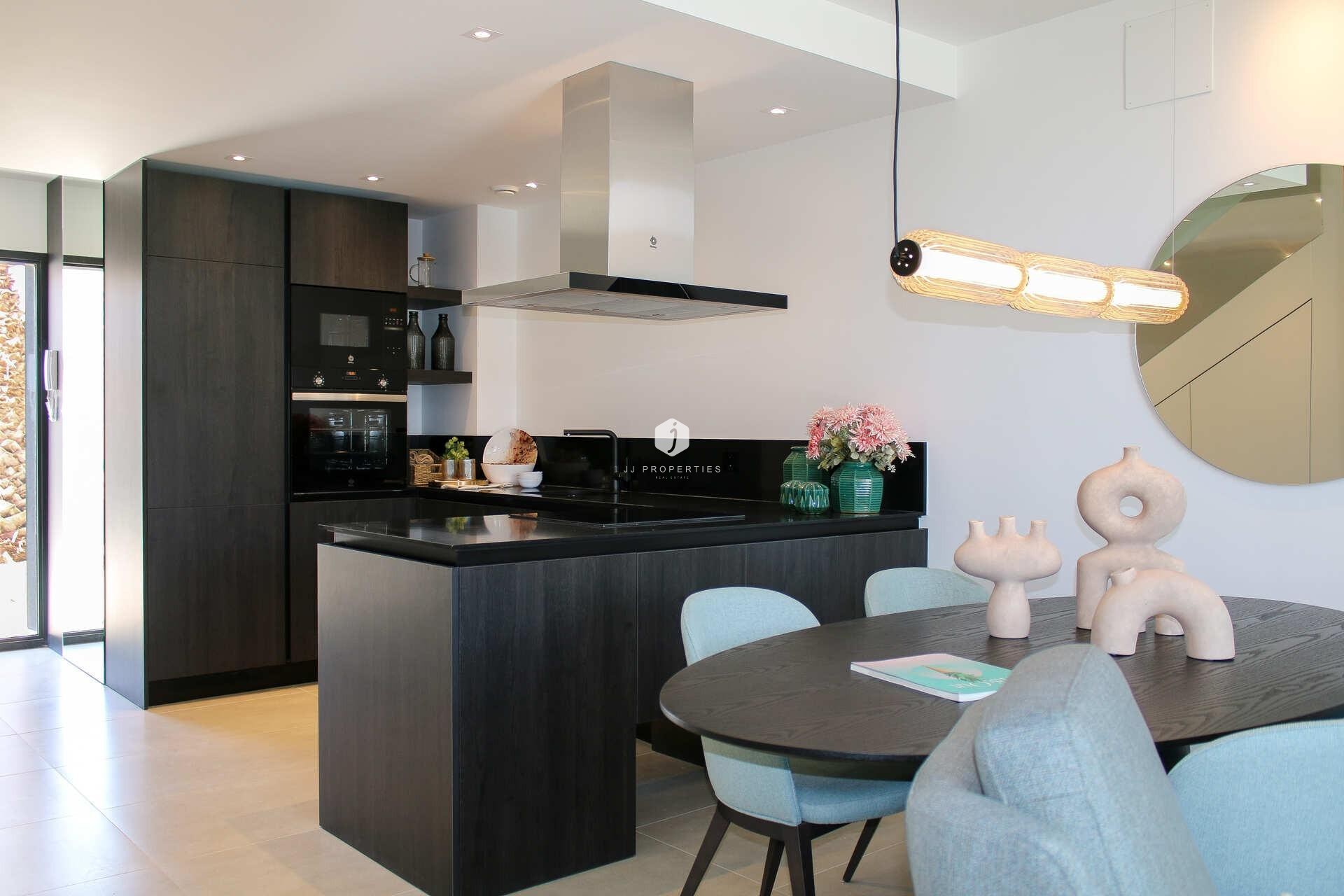 Nowy budynek - Szalet -
Algorfa - La finca golf