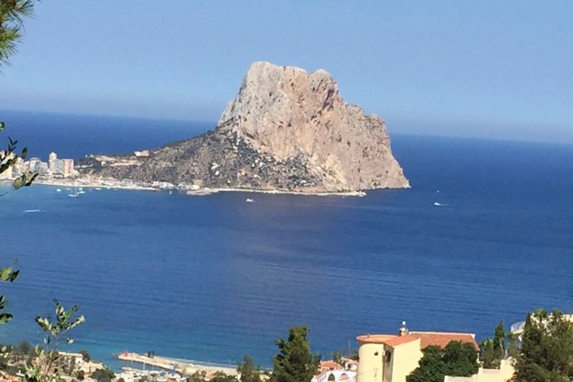 Nowy budynek - Szalet -
Calpe - Maryvilla