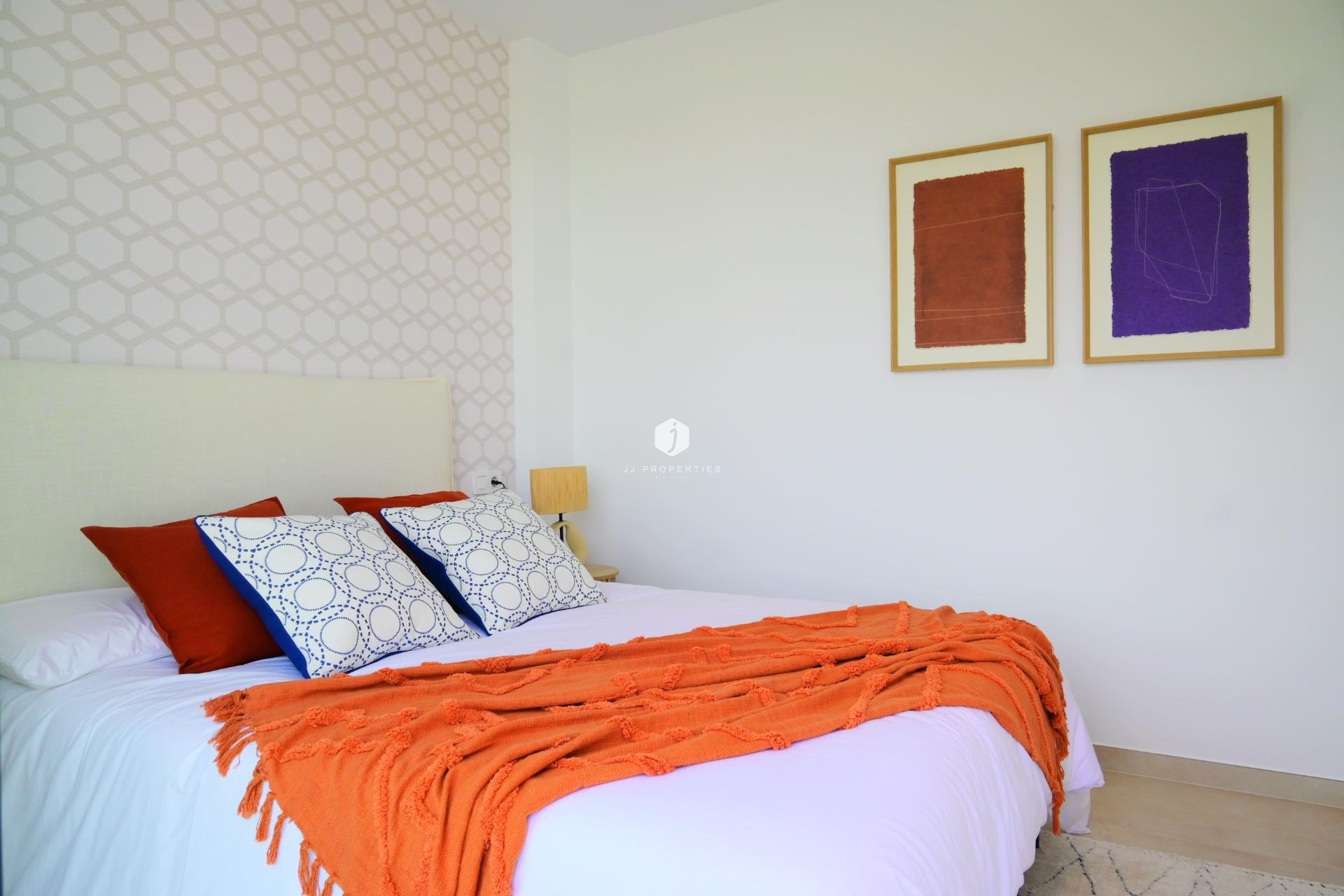 Nowy budynek - Szalet -
Dolores - polideportivo