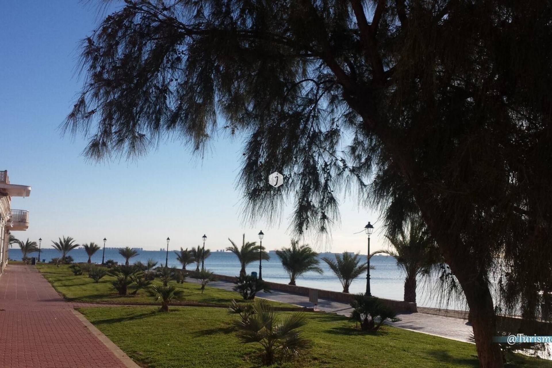 Nowy budynek - Szalet -
Los Alcazares - Torre del Rame