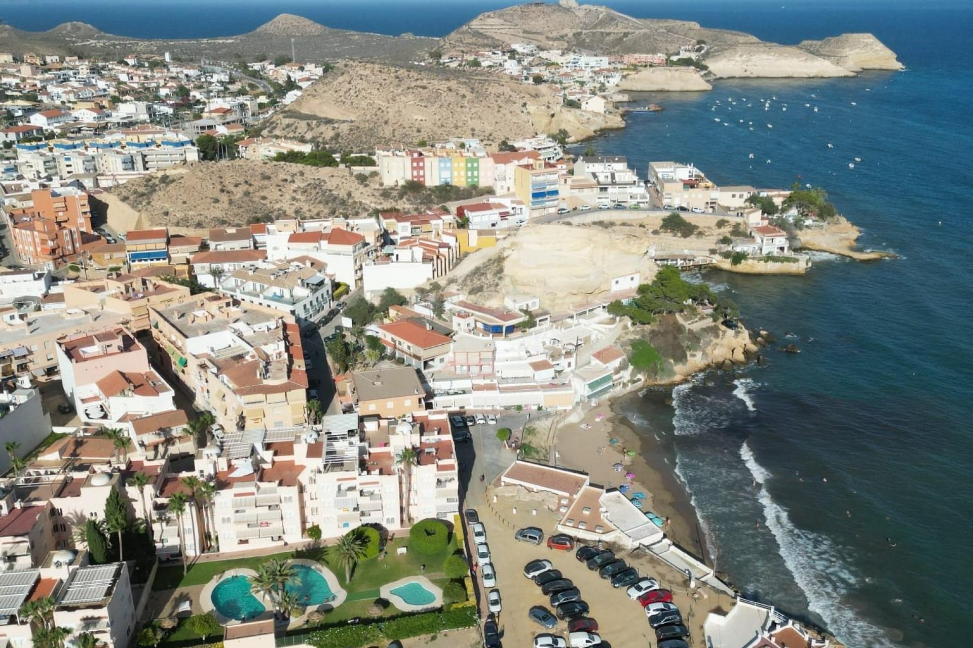 Nowy budynek - Szalet -
San Juan de los Terreros - Las Mimosas