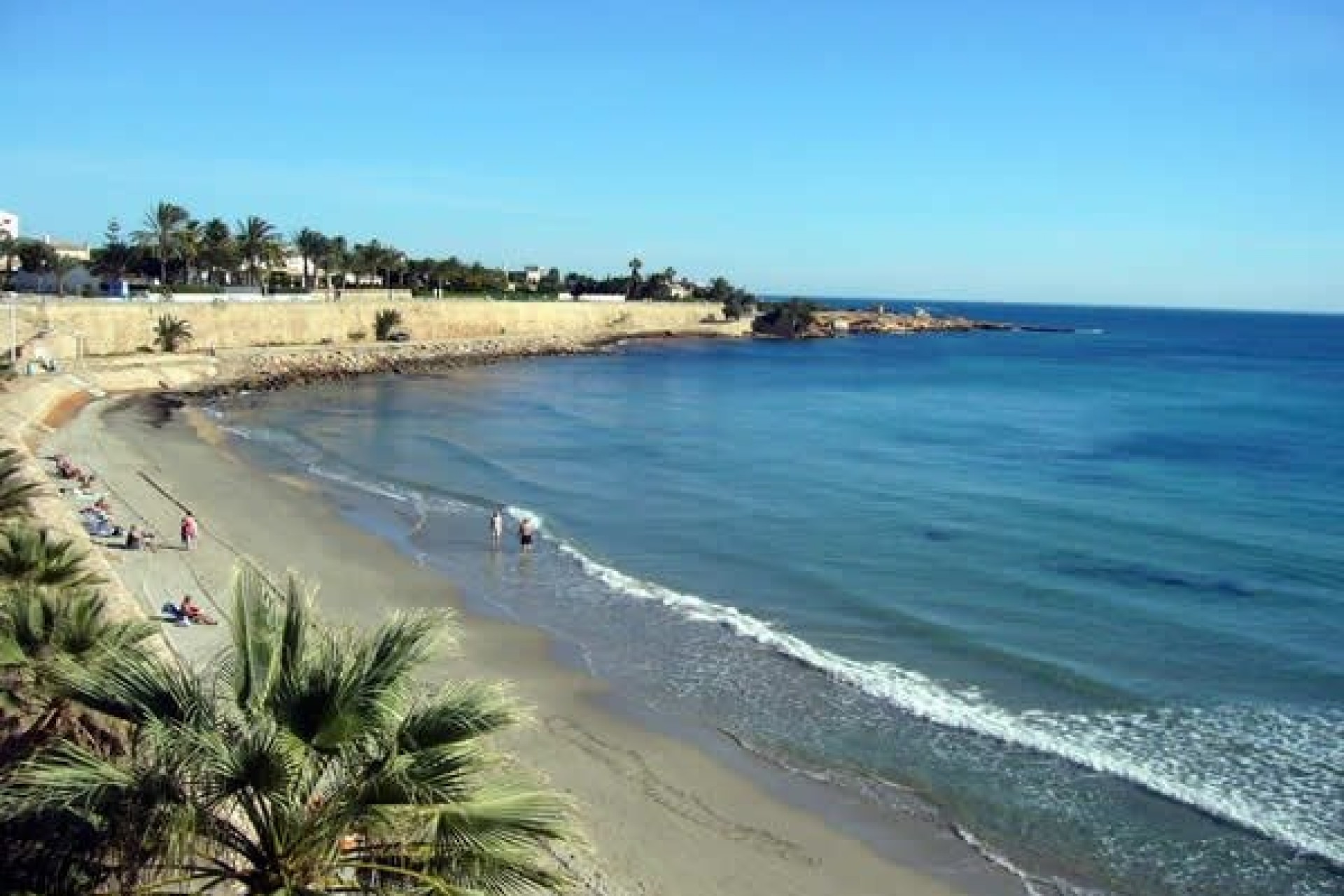 Nowy budynek - Szalet -
San Miguel de Salinas - Blue Lagoon