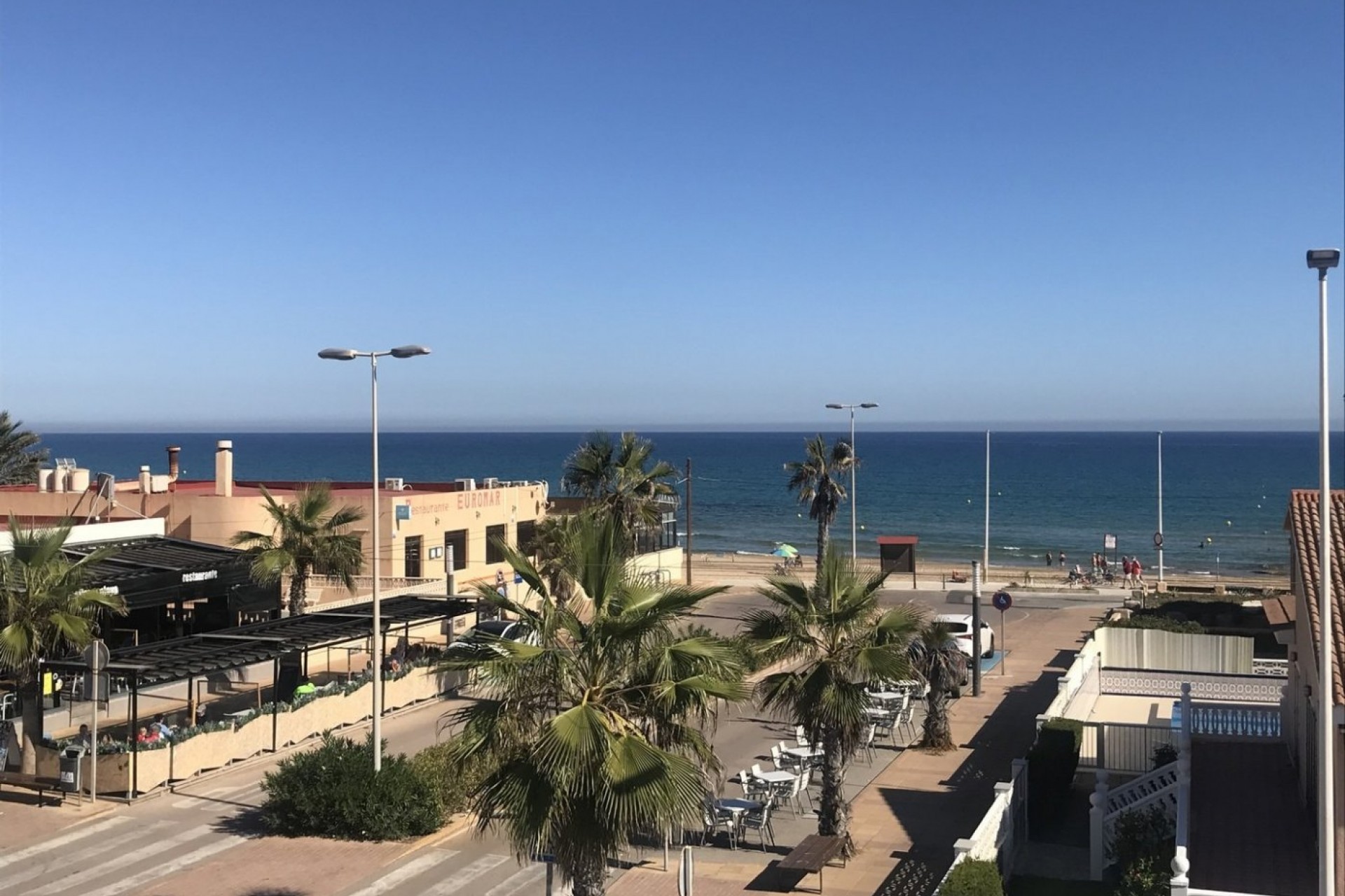 Nowy budynek - Szalet -
Torrevieja - La Mata Pueblo