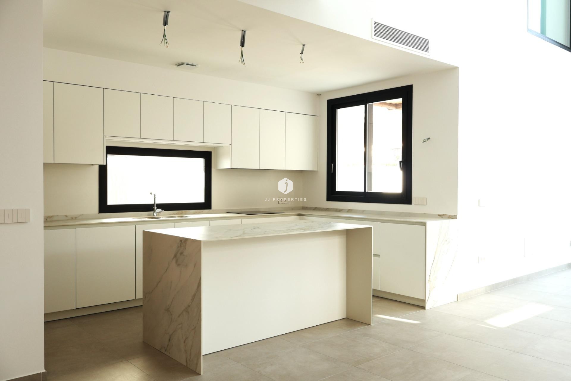 Nowy budynek - Villa -
Alfas del Pí - El Albir