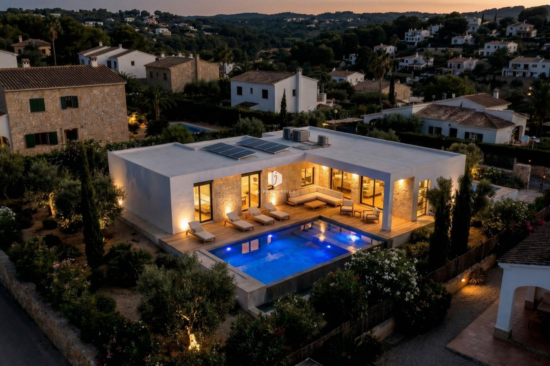 Nowy budynek - Villa -
Aspe - urbanizaciones
