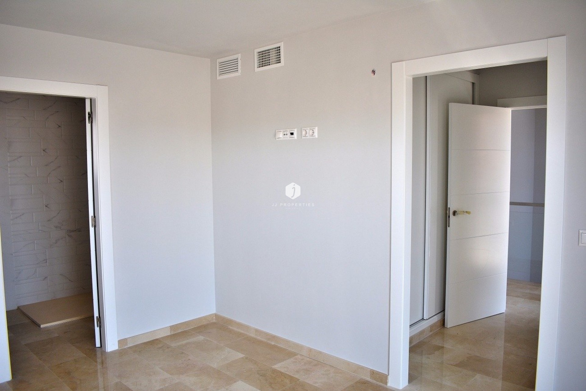 Nowy budynek - Villa -
Finestrat - Balcón de finestrat