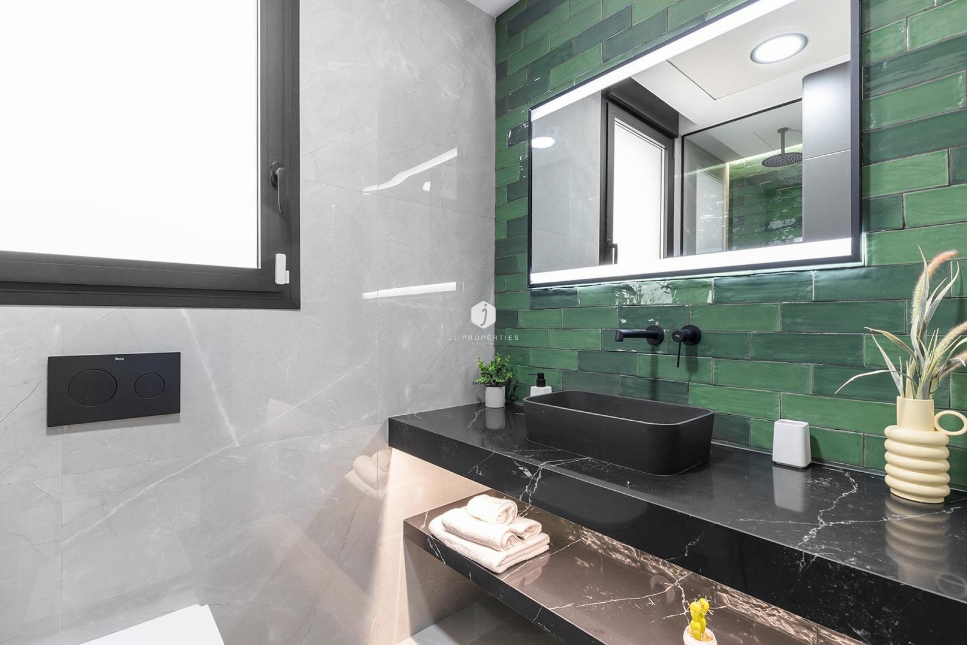 Nowy budynek - Villa -
Torrevieja - Los Balcones