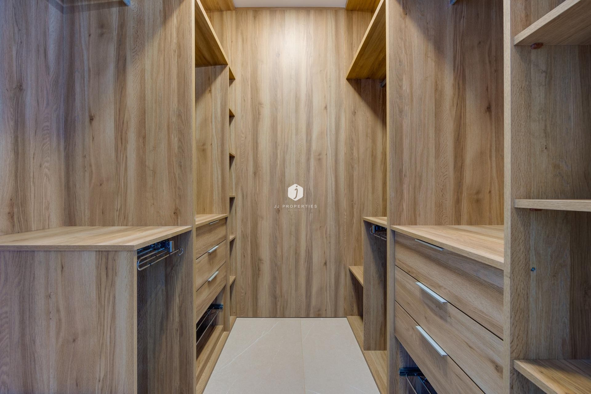 Nowy budynek - Villa -
Torrevieja - Sector 25